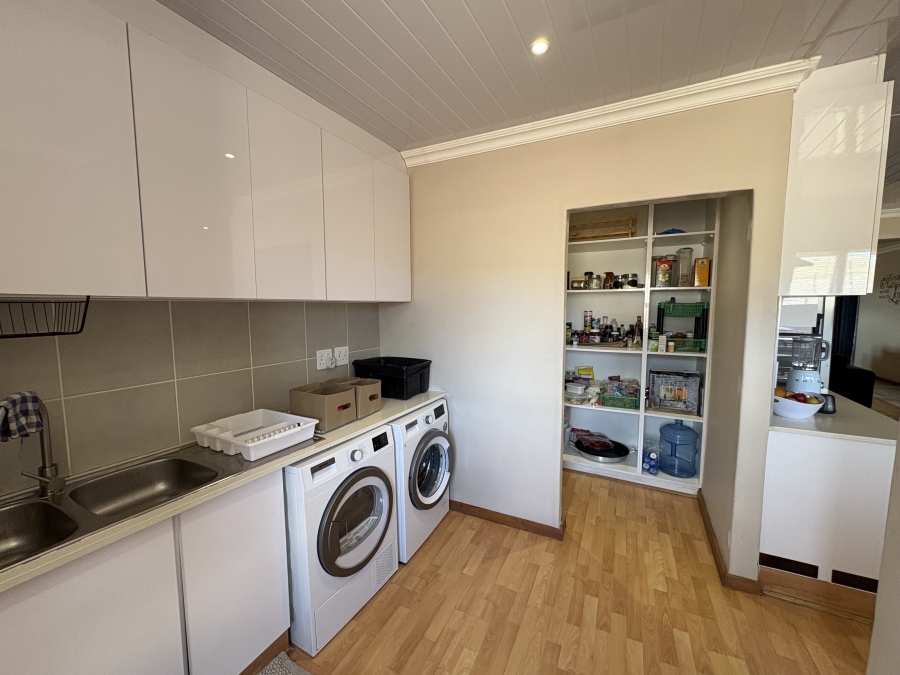 4 Bedroom Property for Sale in Darling Western Cape